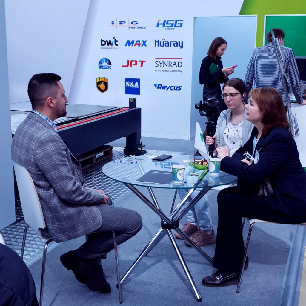 2 интервью.png