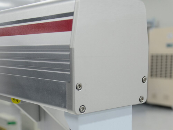 Установка для лазерной маркировки и гравировки