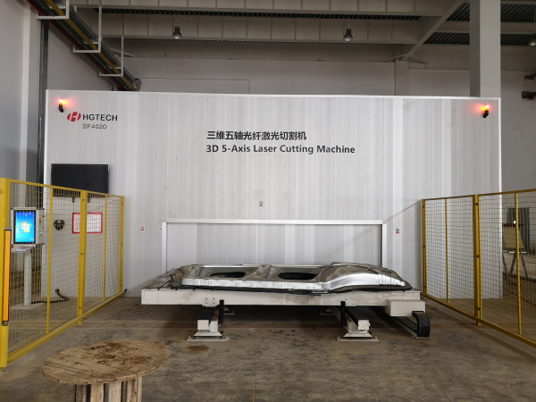 Установка пятиосевой лазерной резки AUTOBOT 5 Axis